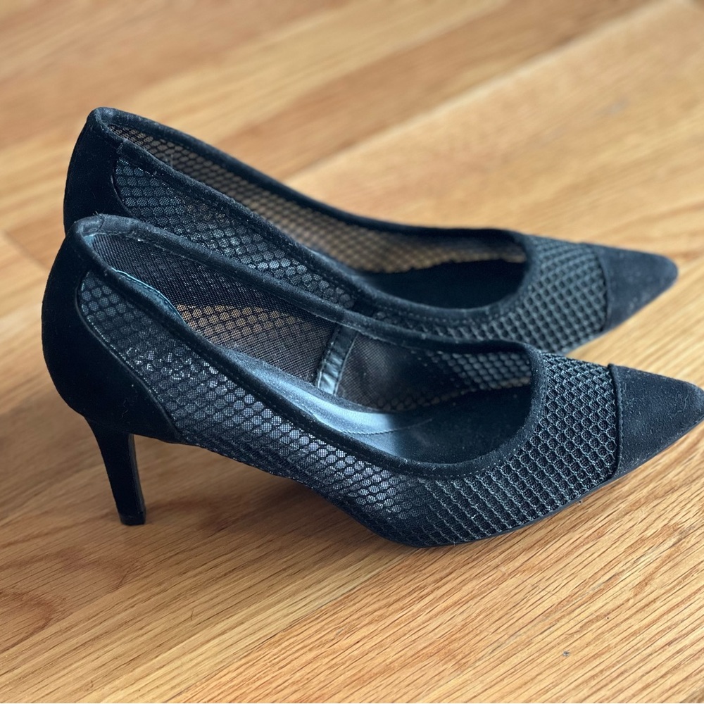Alfani black mesh heels like new! 6M